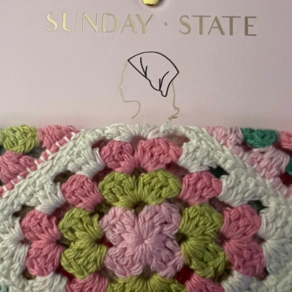 Sunday State Colorful Crochet Headscarf. Pink and Green. - Picture 5 of 8